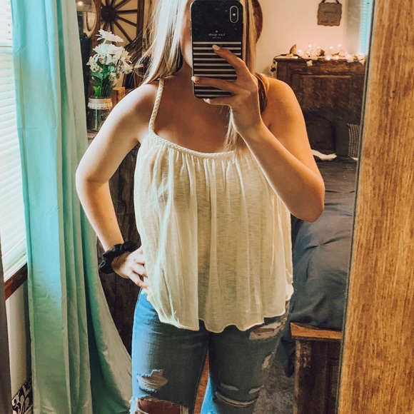 American Eagle Outfitters Tops - American Eagle // Yellow Flowy Top